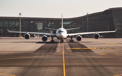 Los esfuerzos que traza el sector aeronáutico para mitigar su huella de carbono