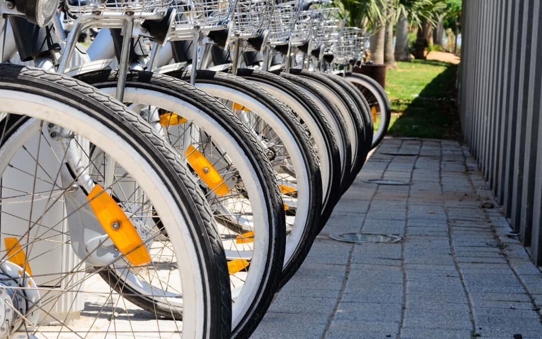 La bicicleta es hoy la mejor alternativa de Movilidad Sostenible para reducir nuestras emisiones de carbono y mejorar nuestra salud.